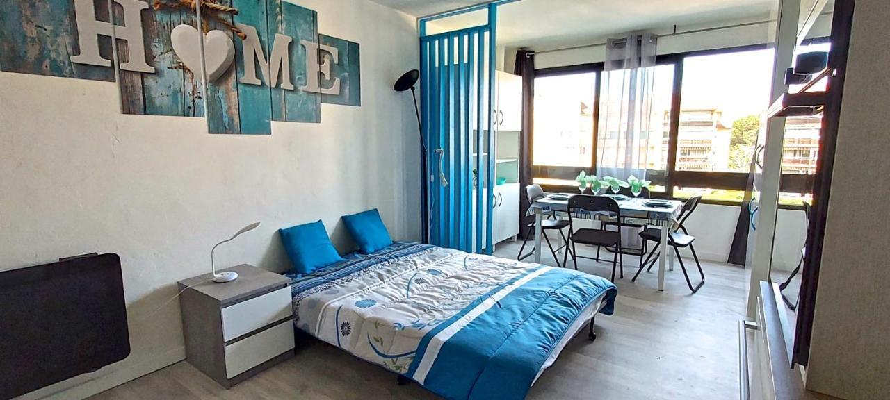 Ferienwohnung Hypercenter 27 M With Wifi And Shared Pool Fréjus Exterior foto
