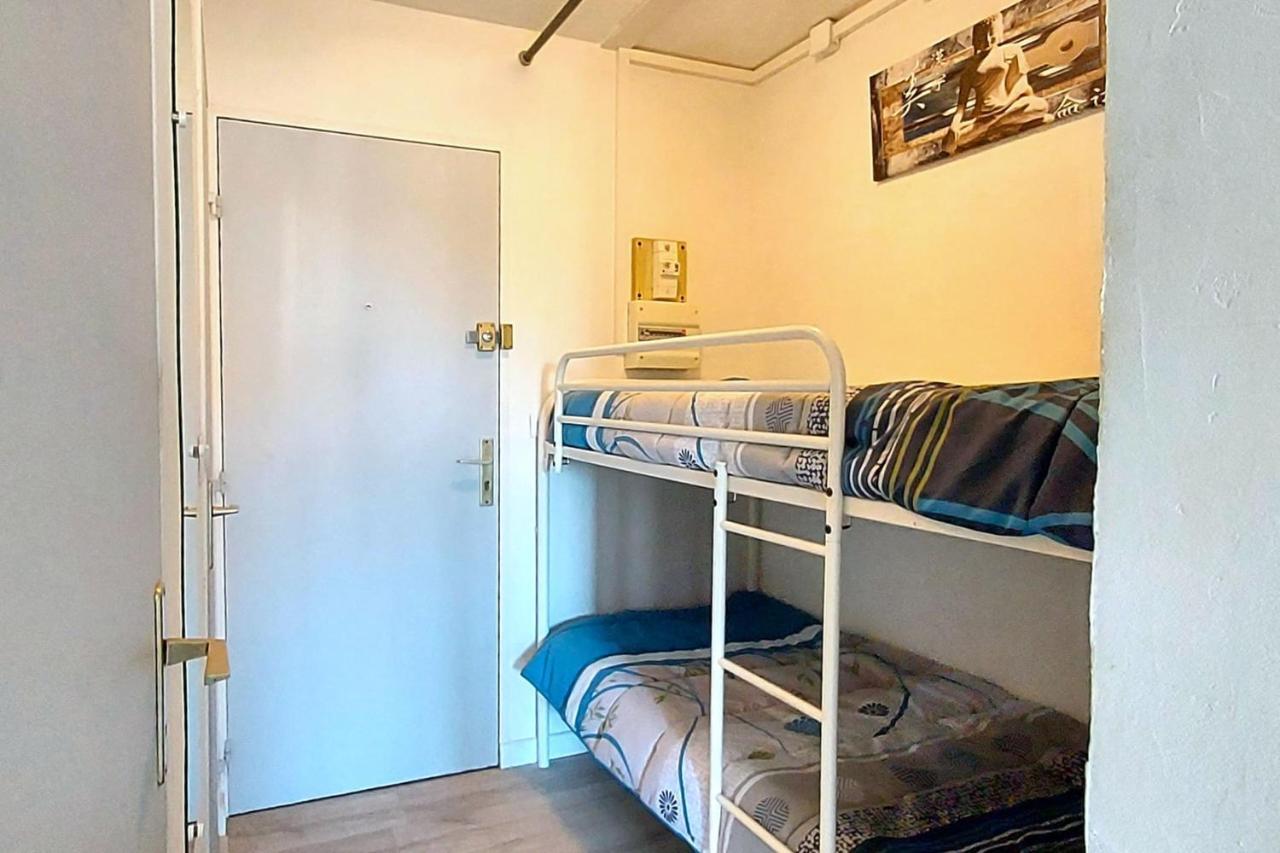 Ferienwohnung Hypercenter 27 M With Wifi And Shared Pool Fréjus Exterior foto